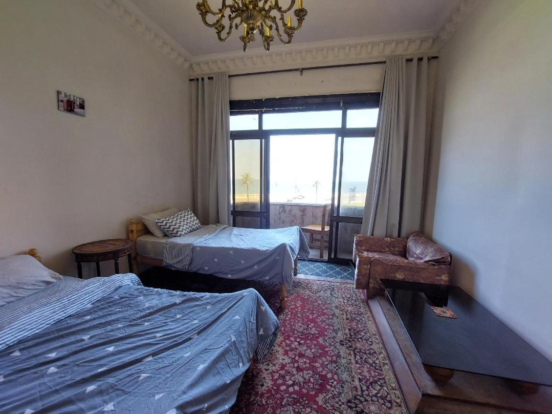 Sea Resident A Private With Sea View At Shared For Men Only No Ladies Allowed غرفة خاصة في شقة أمام البحر للرجال فقط ممنوع السيدات 仅限男士 女士不允许 Ubytování v soukromí Alexandrie
